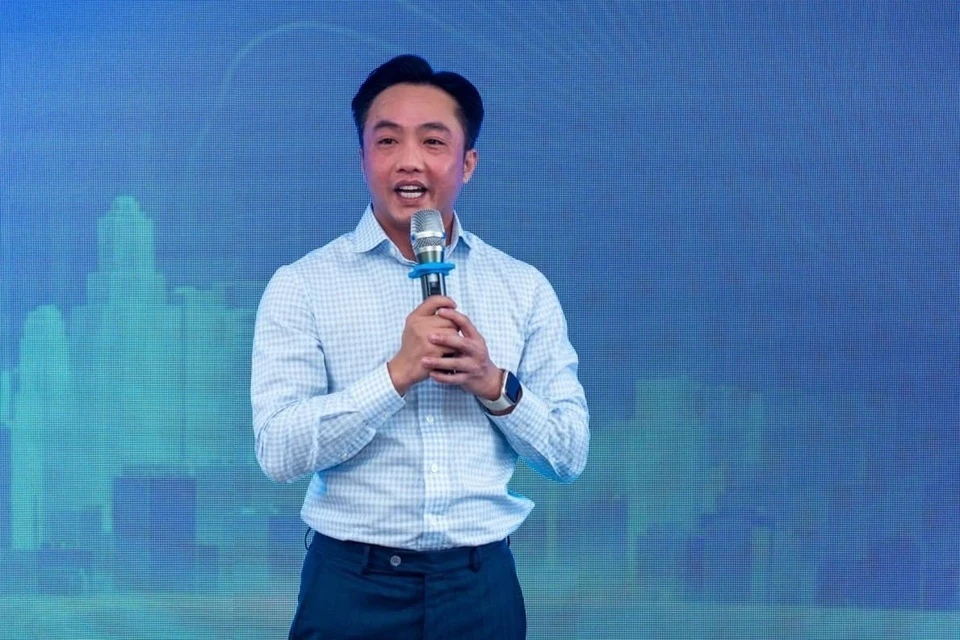 Quoc Cuong Gia Lai ban von o 2 cong ty de tra no cho ba Truong My Lan hinh anh