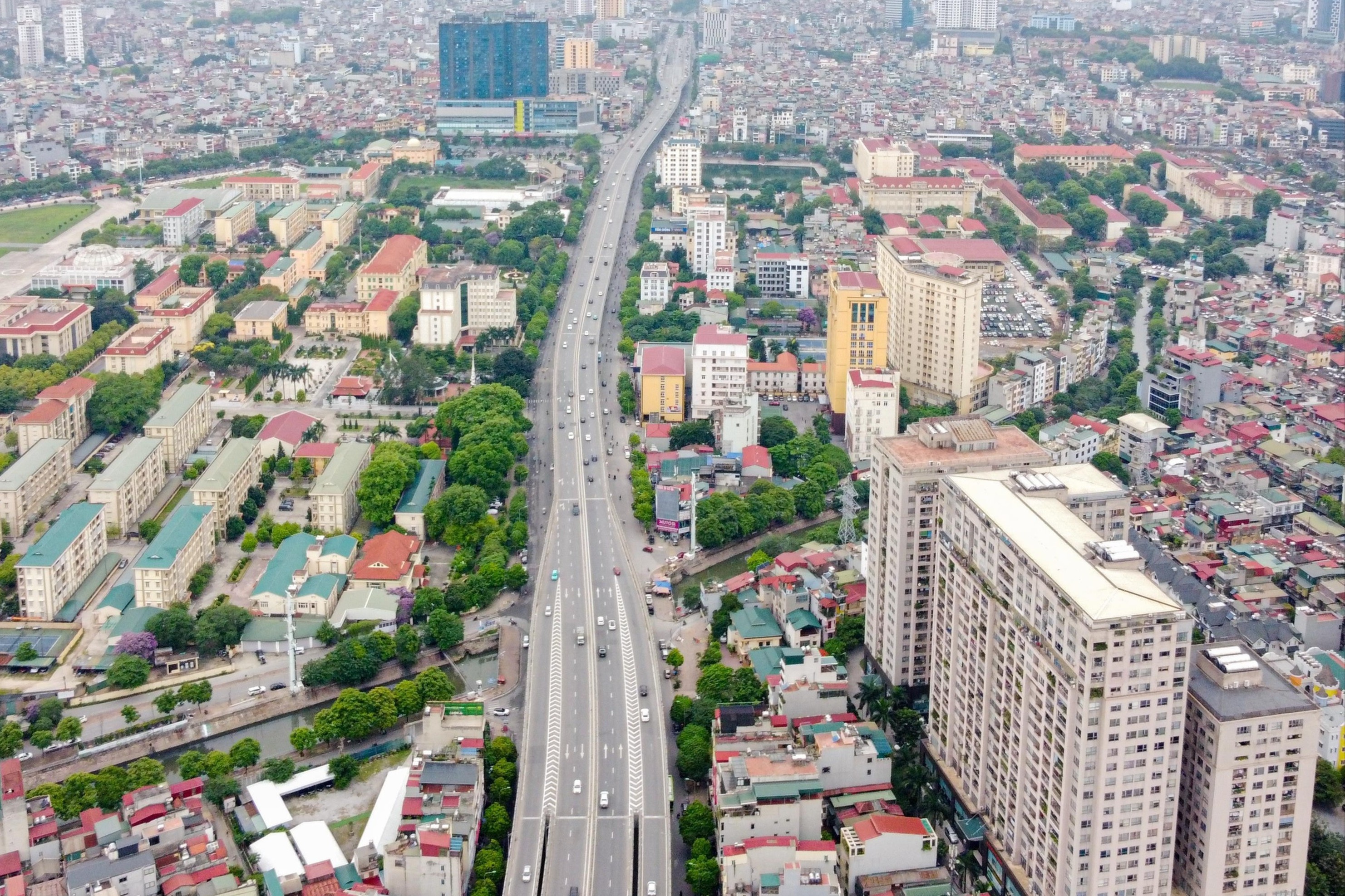 Bat dong san nam 2026 con tang nong? hinh anh