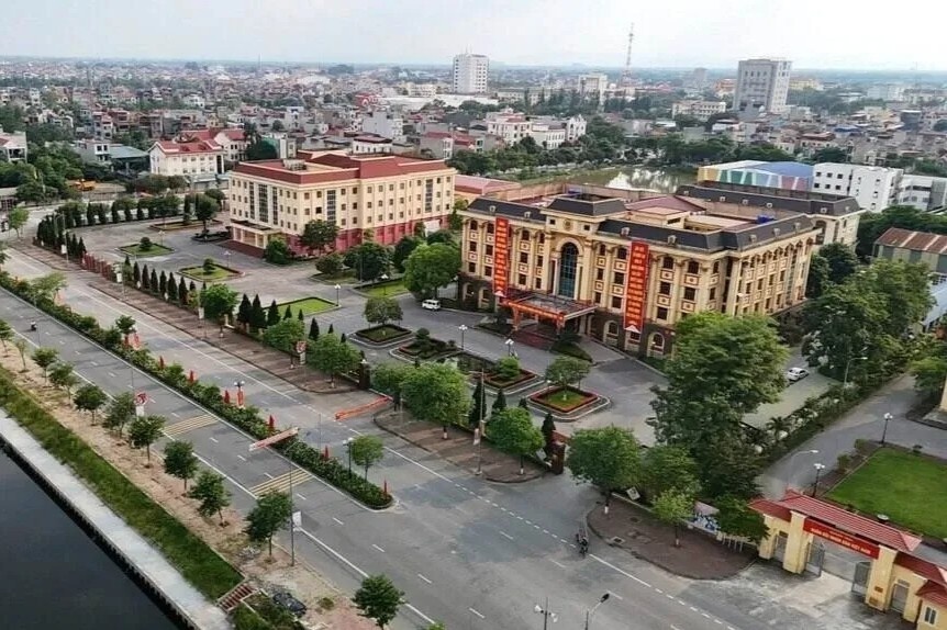 Gia dat moi o Hung Yen: Cao nhat 100 trieu dong, co noi tang 10 lan hinh anh