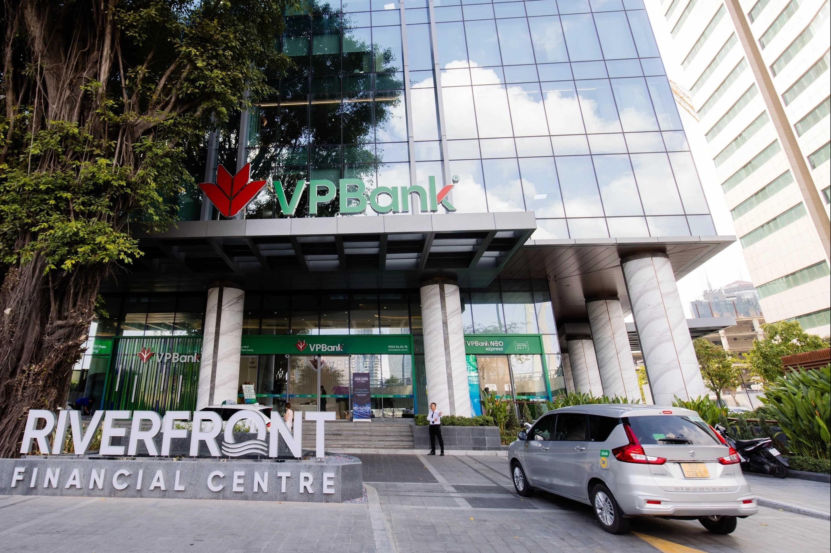 Mot ngan hang chap nhan tra lai suat tiet kiem gan 9%/nam hinh anh