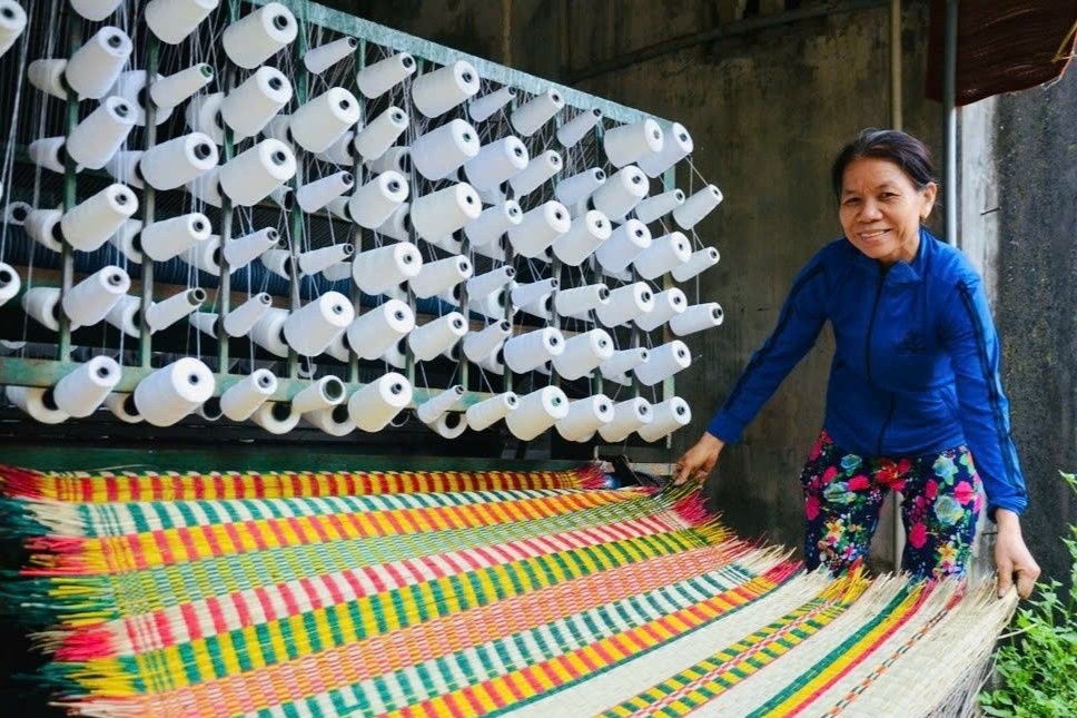 Nghe chieu coi bac nhat vung ha luu song Vuc Hong hien ra sao? hinh anh