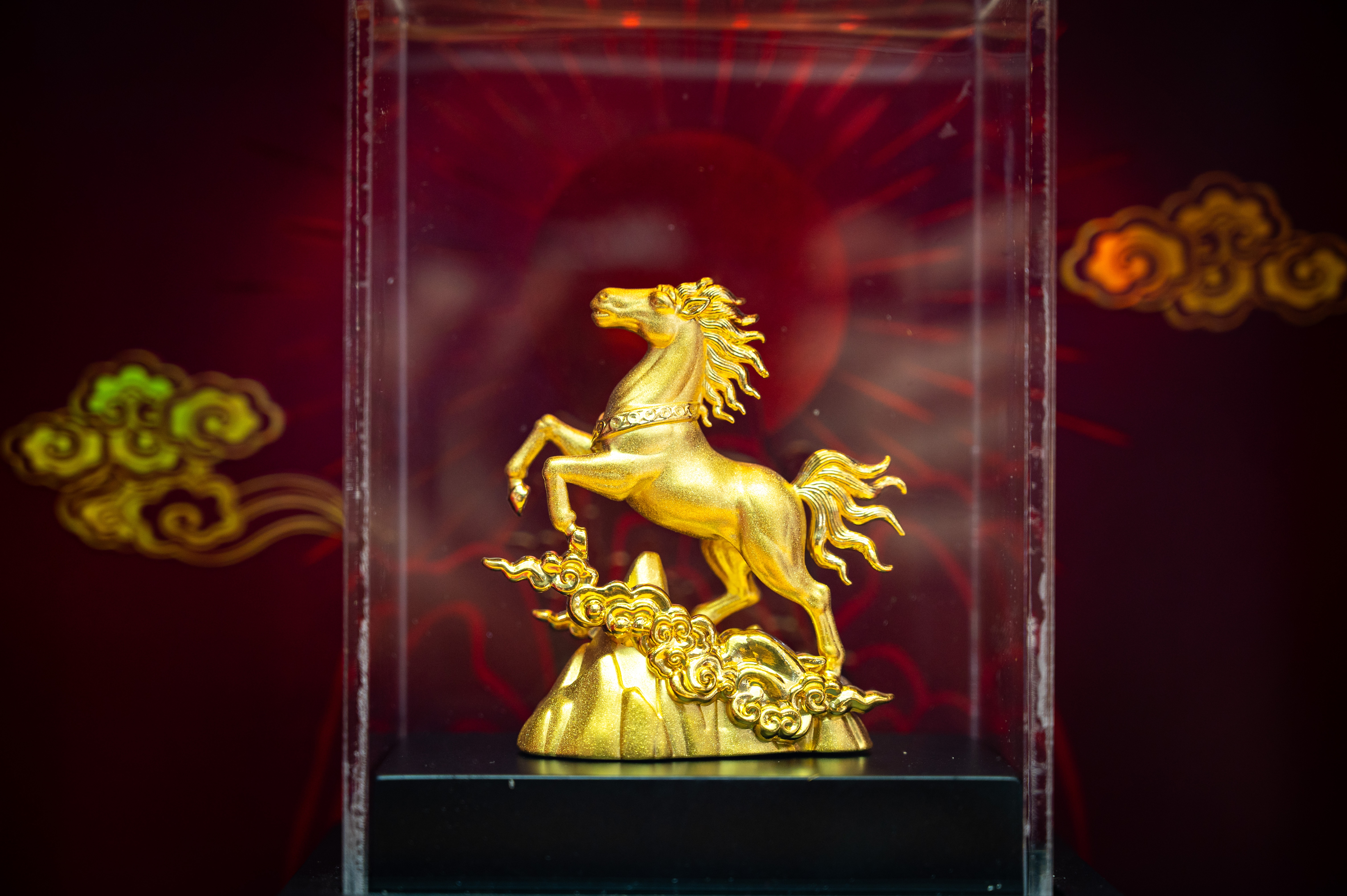 Doc la vang via Than Tai: Kich thuoc sieu nho, mua vang kieu xe tui mu hinh anh