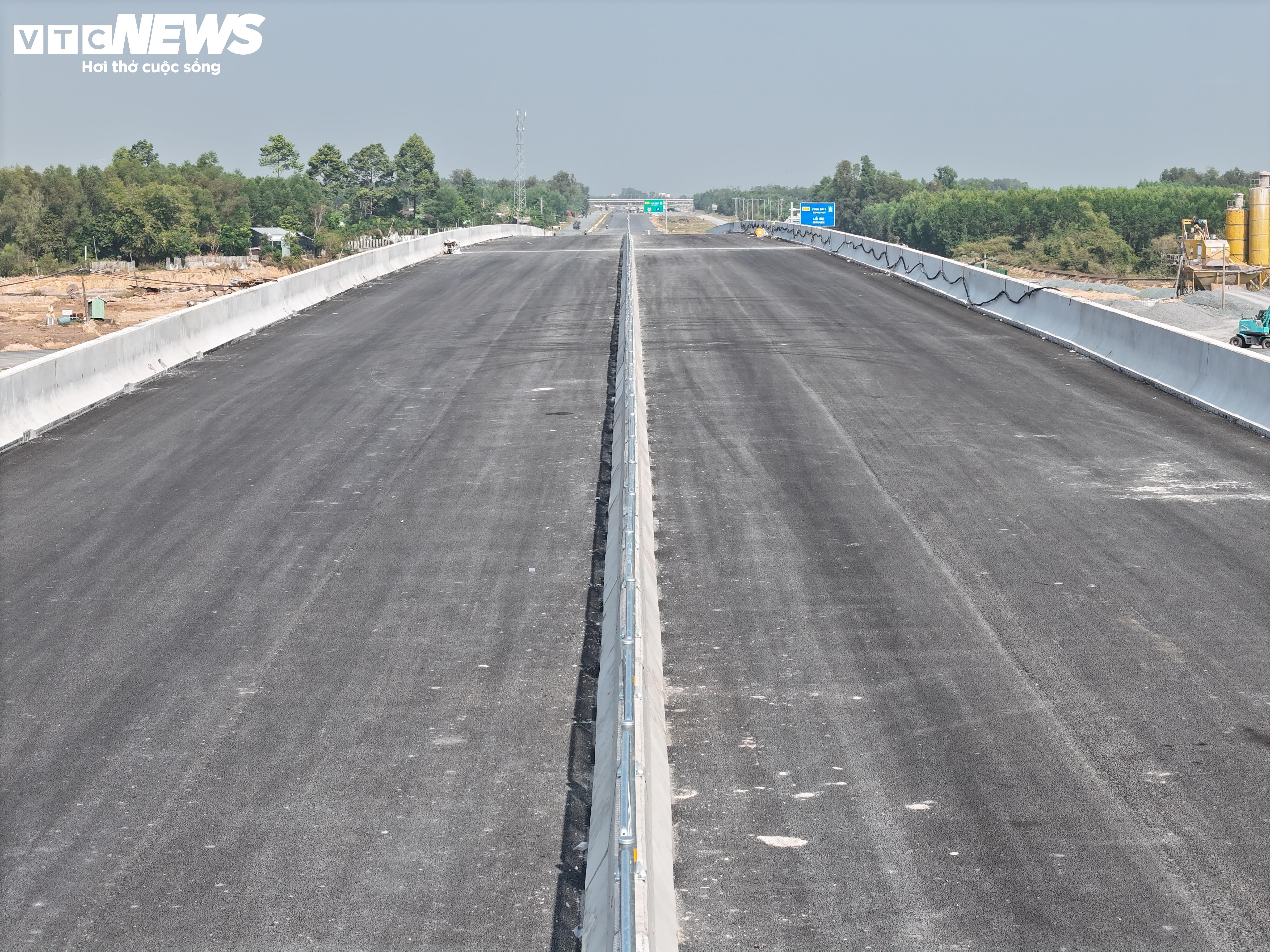 san bay Long Thanh anh 14