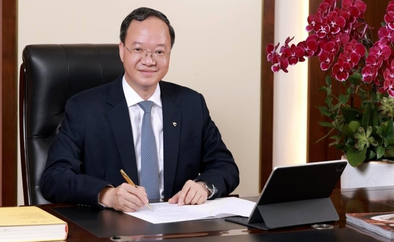 Ong lon ngan hang ‘bat mi’ muc tieu kinh doanh trong nam moi hinh anh