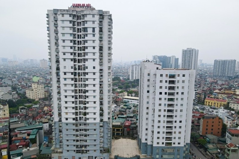 Ngan hang siet no hang tram ty bao dam bang bat dong san hinh anh