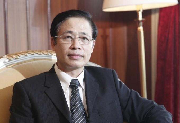 Chan dung ong chu Bao Tin Minh Chau hinh anh