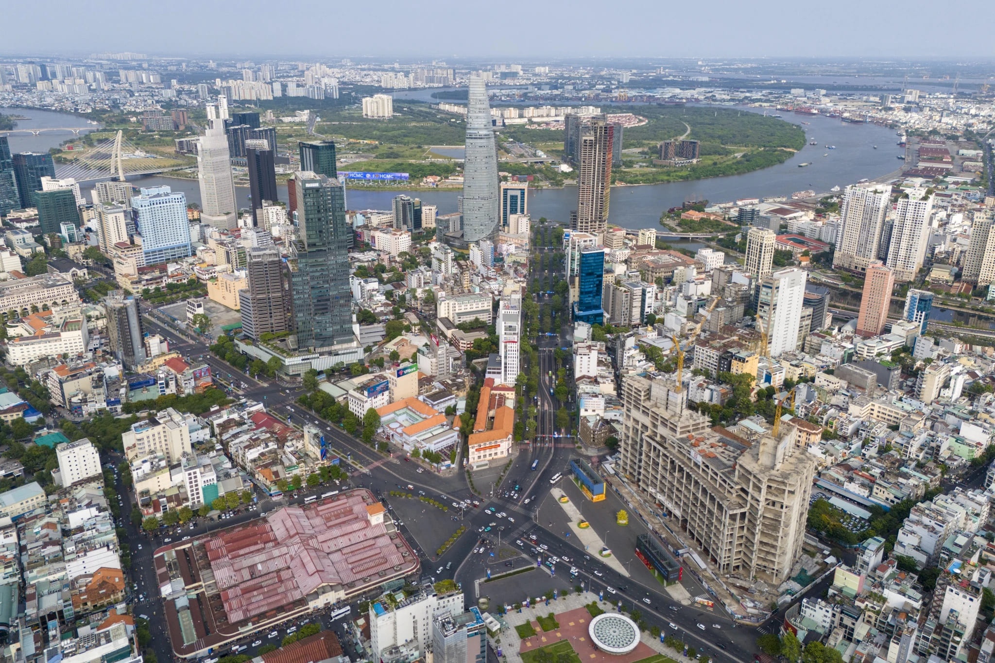 Cuoc dua moi cua cac ngan hang hinh anh