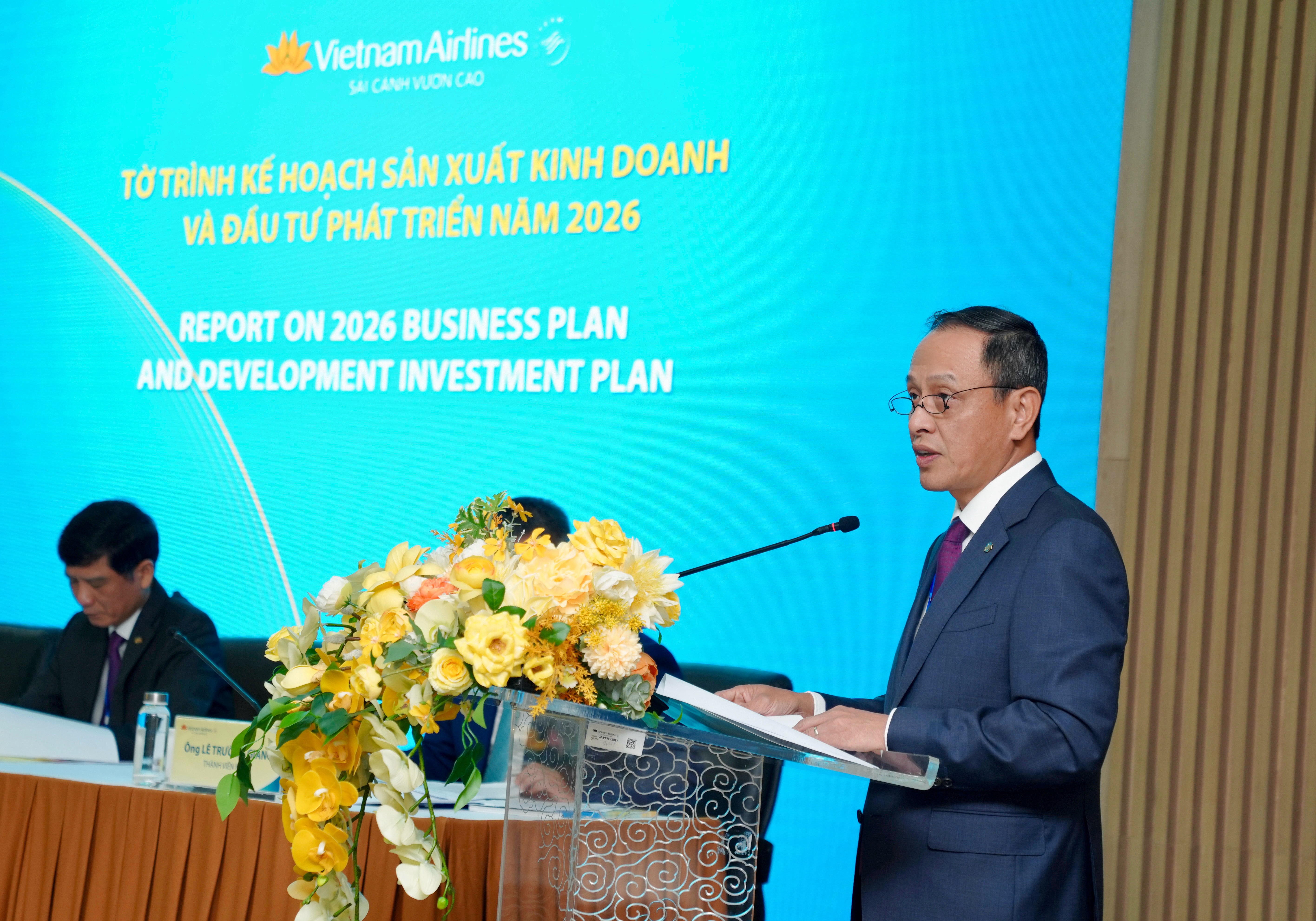 Vietnam Airlines anh 1
