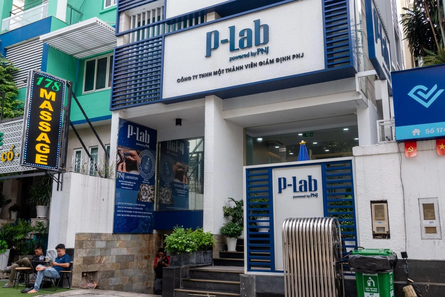 PNJ bat ngo ra thong bao quan trong ve P-Lab hinh anh