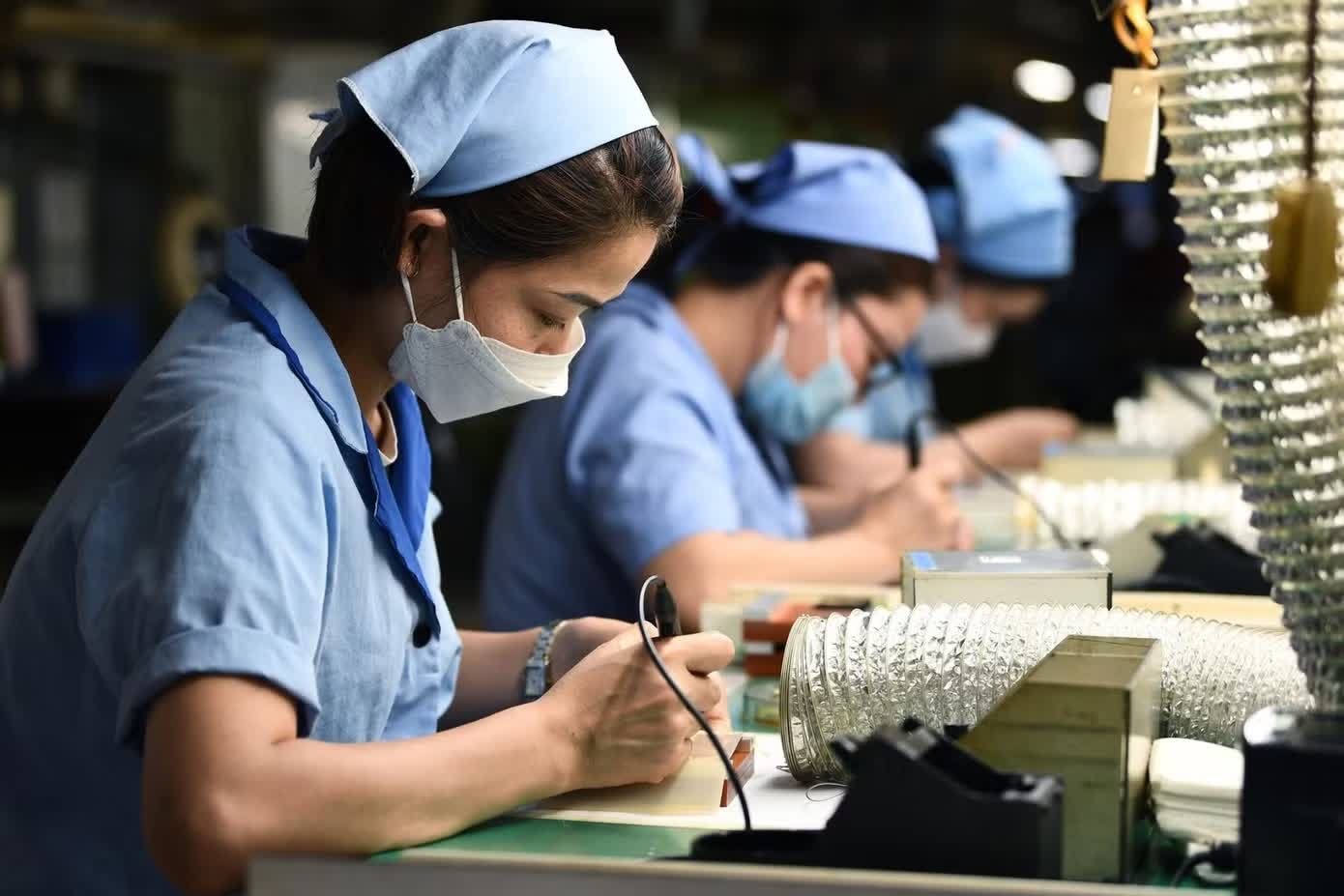 Lý do tăng lương tối thiểu từ năm 2027