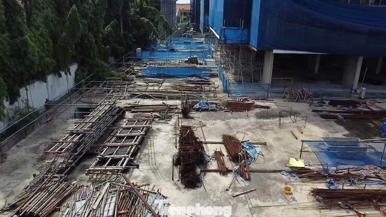 si&ecirc;u đ&ocirc; thị ảnh 6