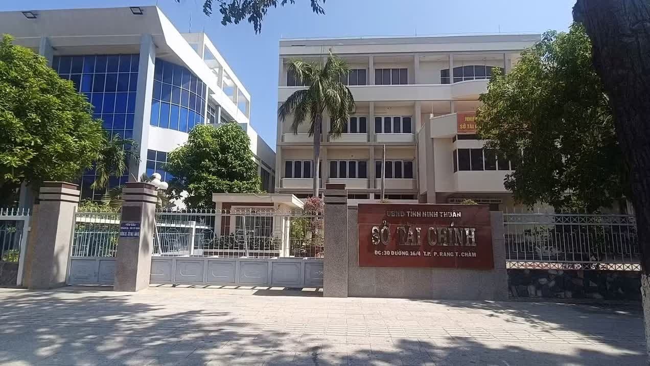 Kh&aacute;nh H&ograve;a ảnh 3