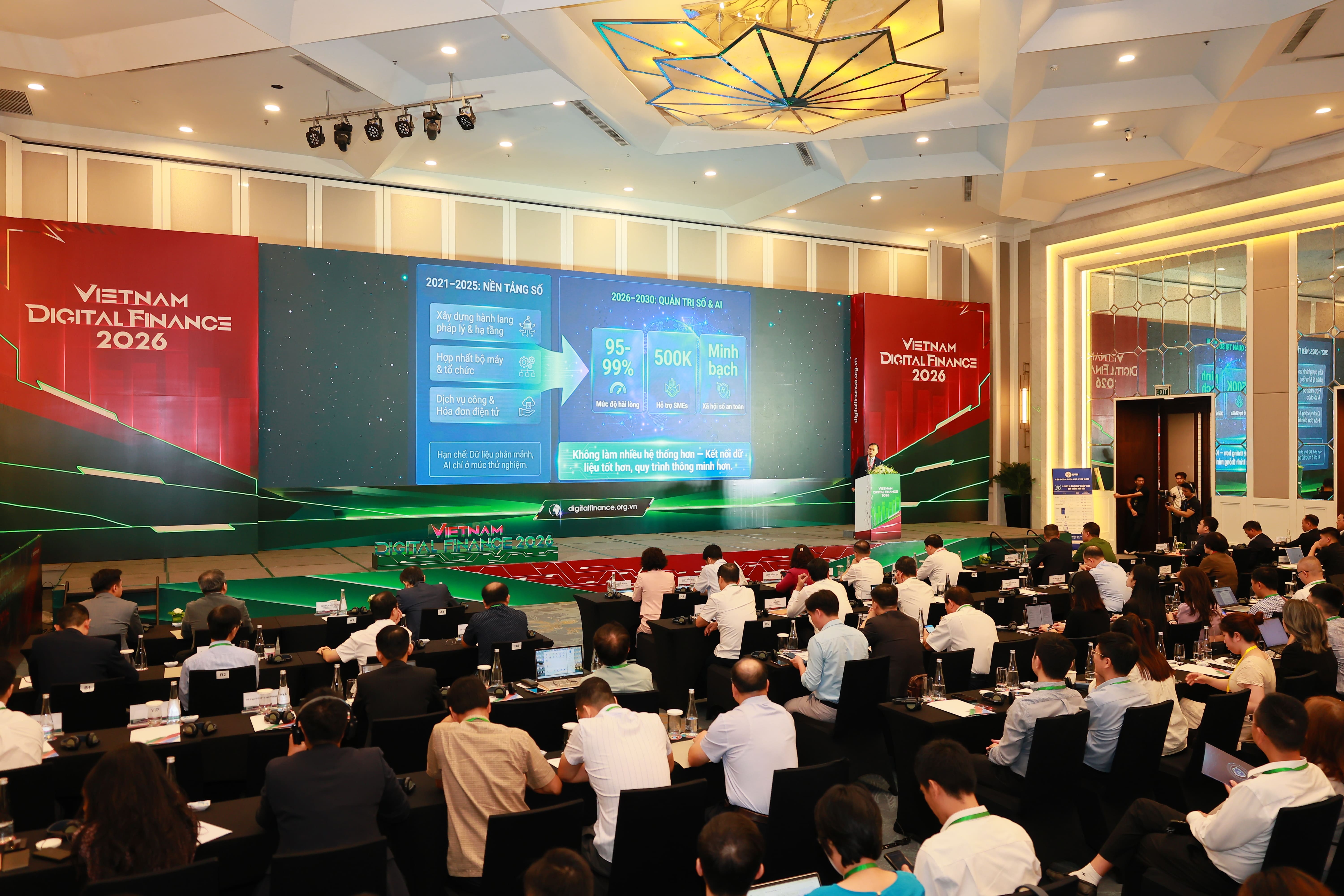 t&agrave;i ch&iacute;nh ảnh 2