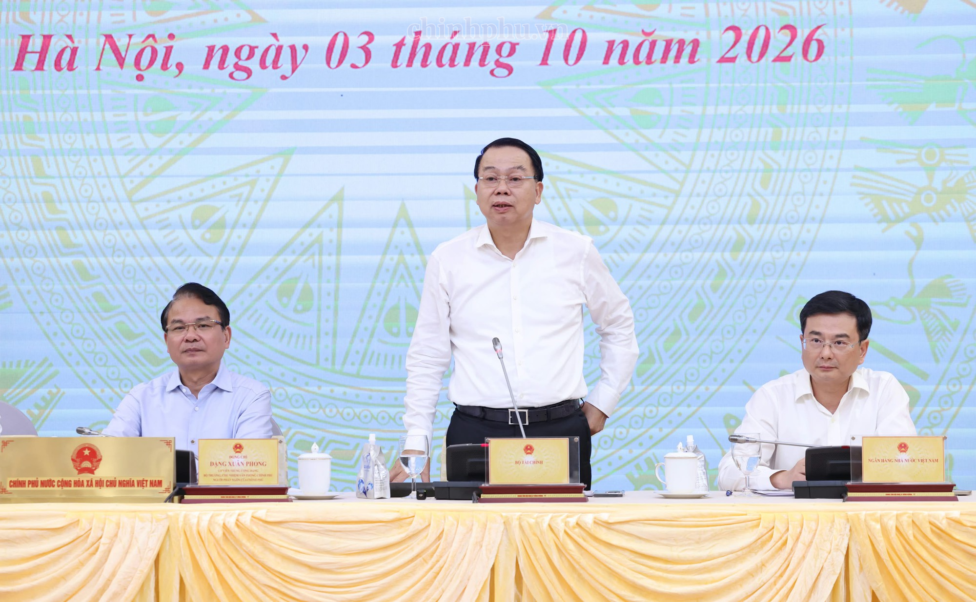 Sẽ sửa thêm nhiều luật để GDP tăng trưởng 2 con số