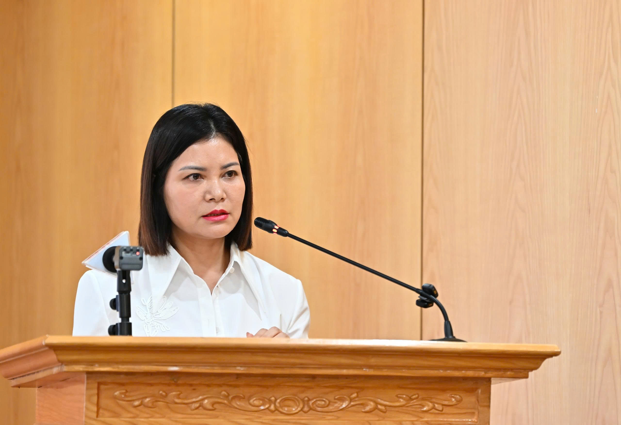 gi&aacute; xăng dầu ảnh 2