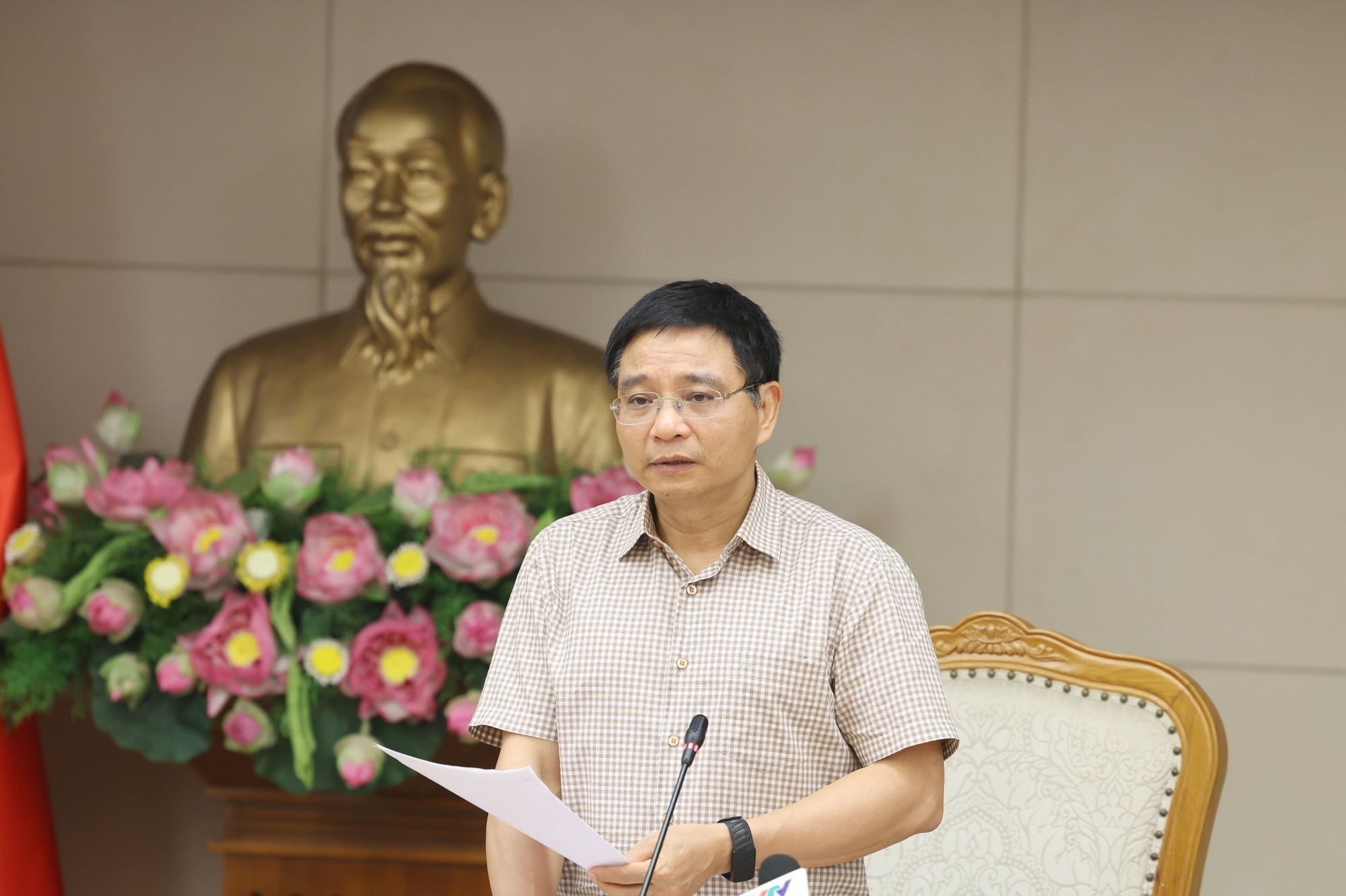 Phó thủ tướng: Phấn đấu có giao dịch thực chất ở VIFC ngay tháng 11