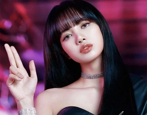 MC Thai Lan bi chi trich khi nhac den Lisa hinh anh