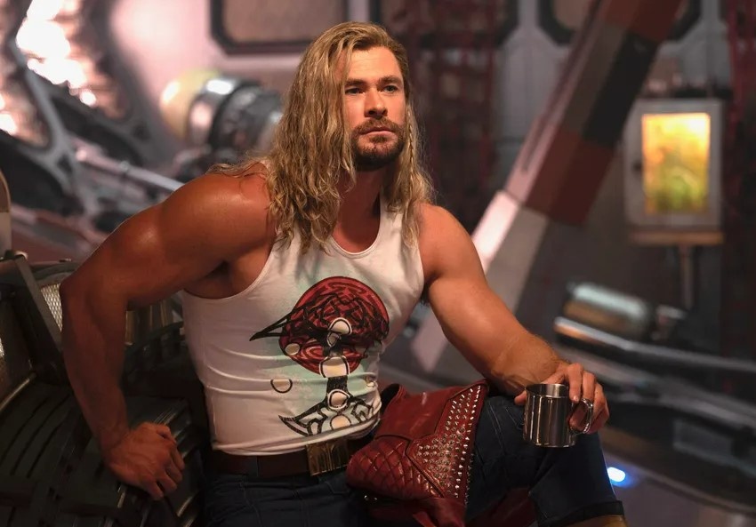 Chris Hemsworth muon tu biet Thor hinh anh
