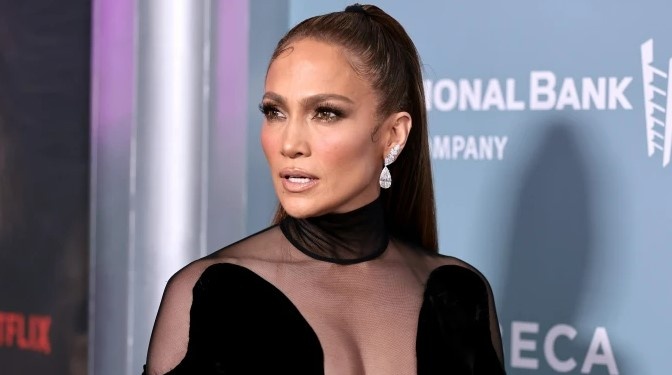 Jennifer Lopez xoa het bai viet tren Instagram hinh anh