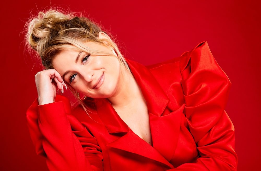 Made You Look,  Meghan Trainor,  Gucci,  Louis Vuitton anh 1