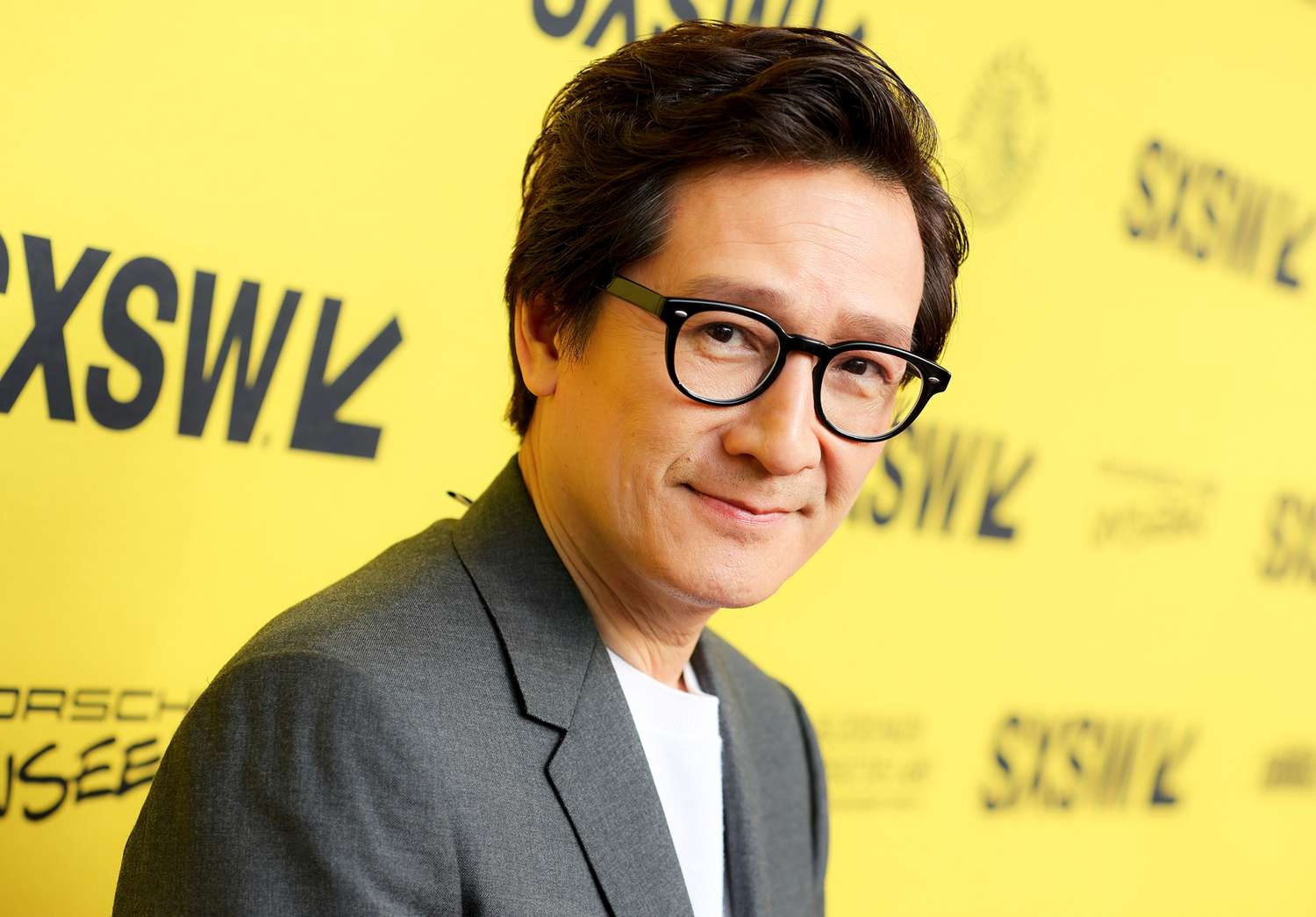 Quan Ke Huy,  Qua cau vang,  Hollywood anh 4