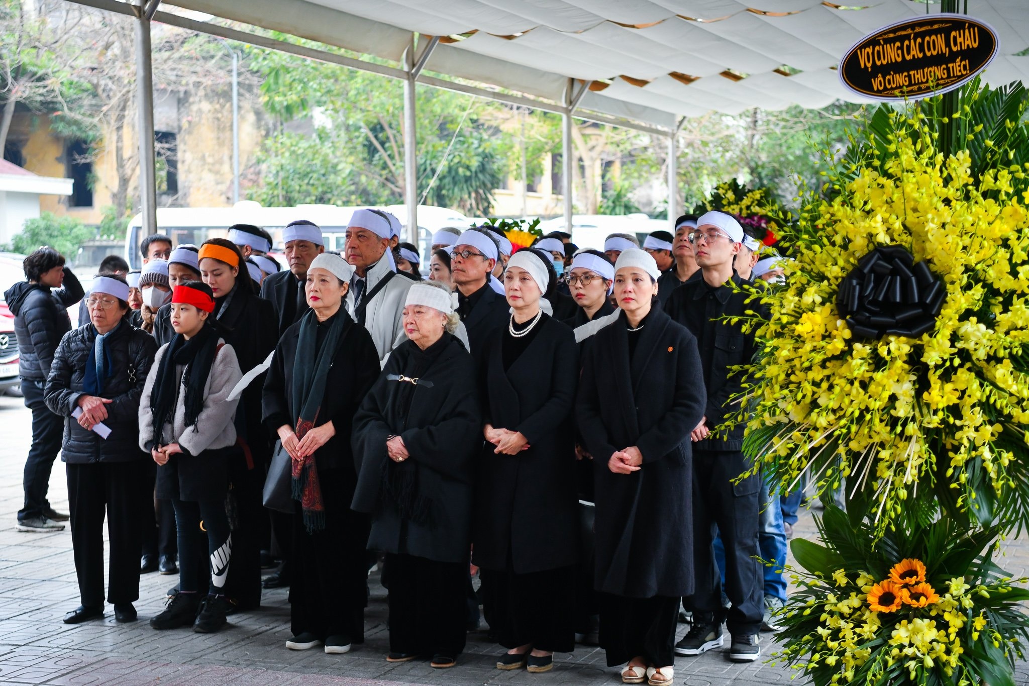 NSND Tran Tien,  Tang le,  NSND Le Khanh anh 3