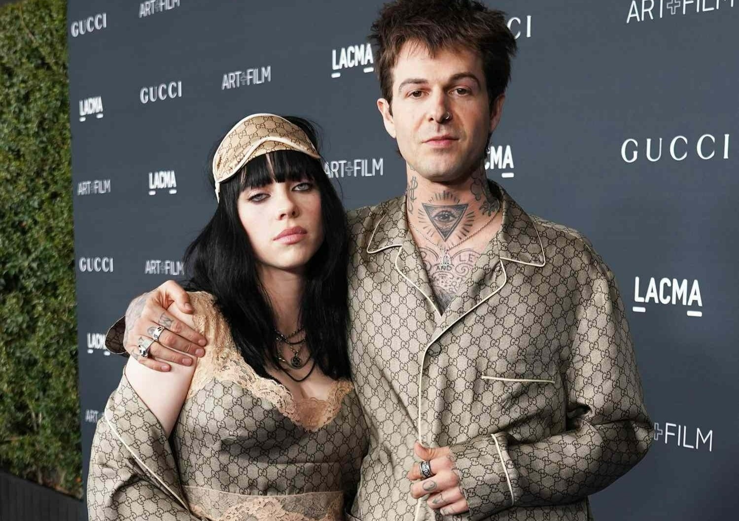 Billie Eilish chia tay ban trai hon 10 tuoi hinh anh