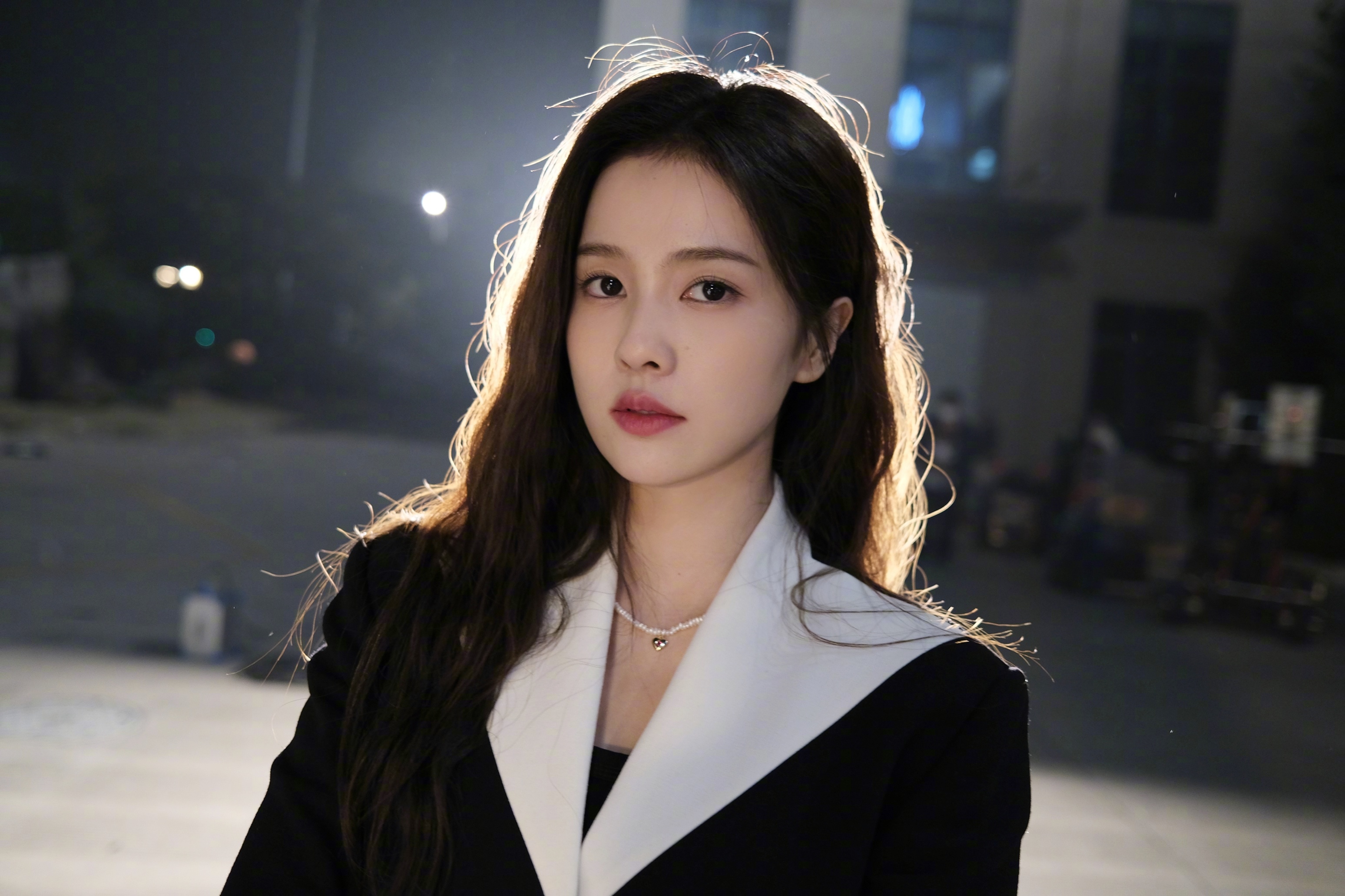 Bach Loc,  Vu Chinh,  Truong nguyet tan minh,  Di ai vi doanh,  Vuong Hac De anh 4