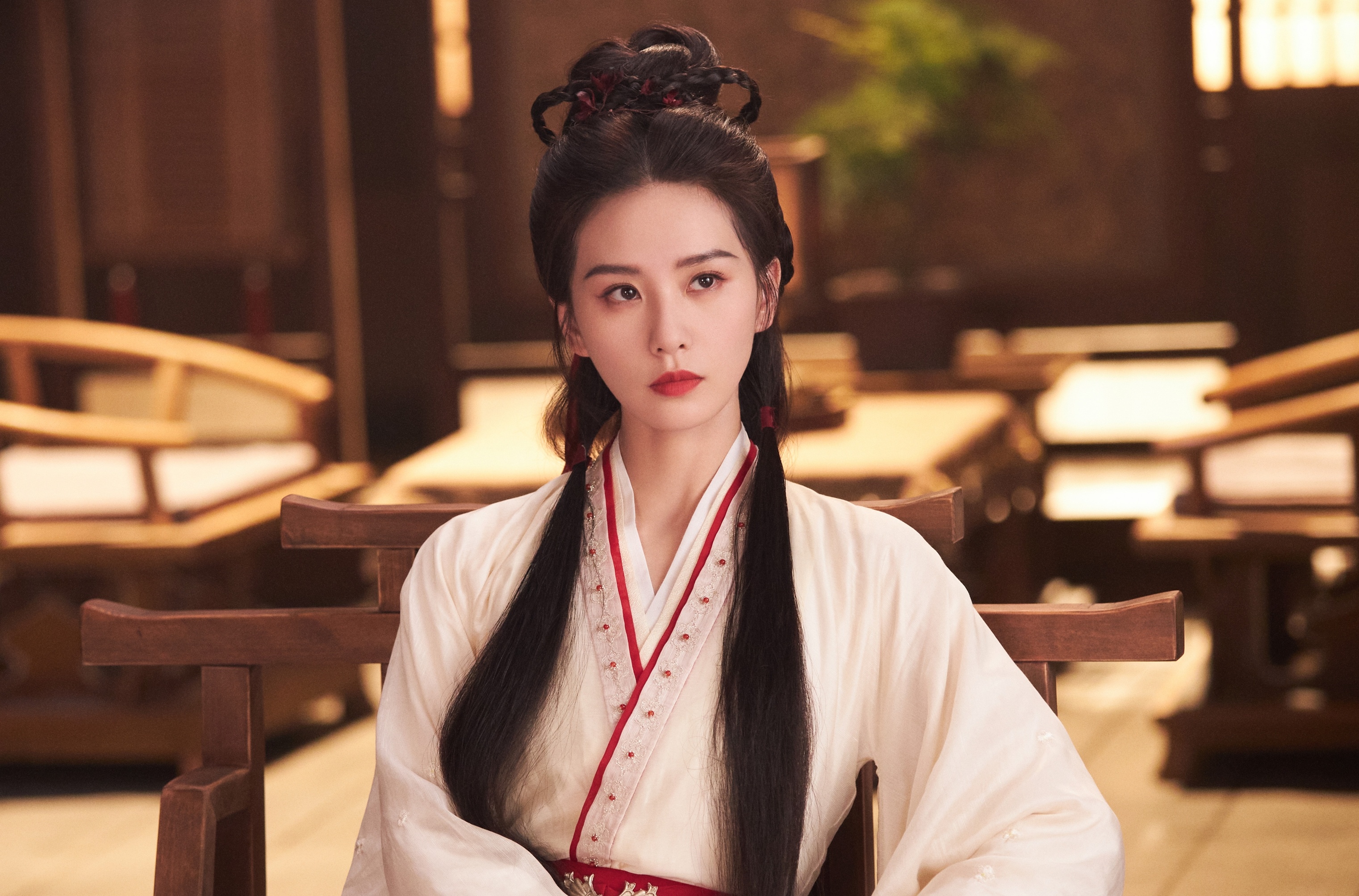 Luu Thi Thi,  Nhat niem quan son,  Luu Vu Ninh,  Duong Mich,  Trieu Le Dinh,  Luu Diec Phi anh 4