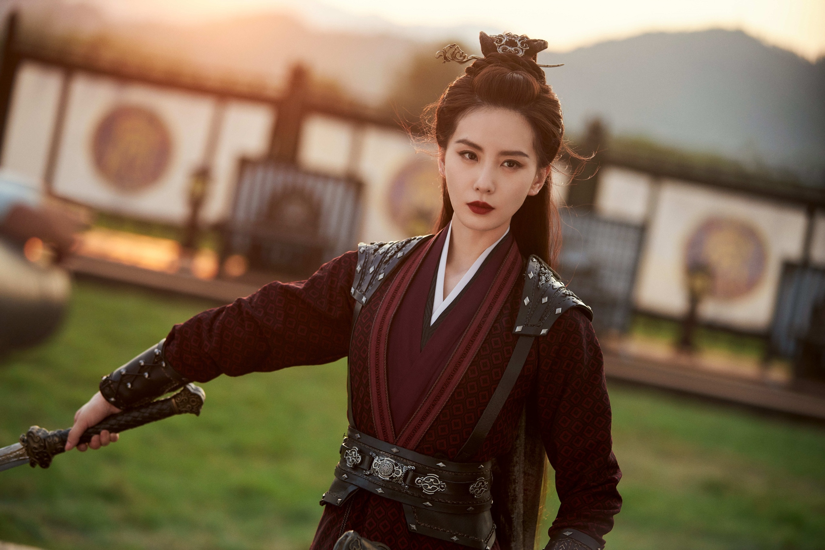 Luu Thi Thi,  Nhat niem quan son,  Luu Vu Ninh,  Duong Mich,  Trieu Le Dinh,  Luu Diec Phi anh 2