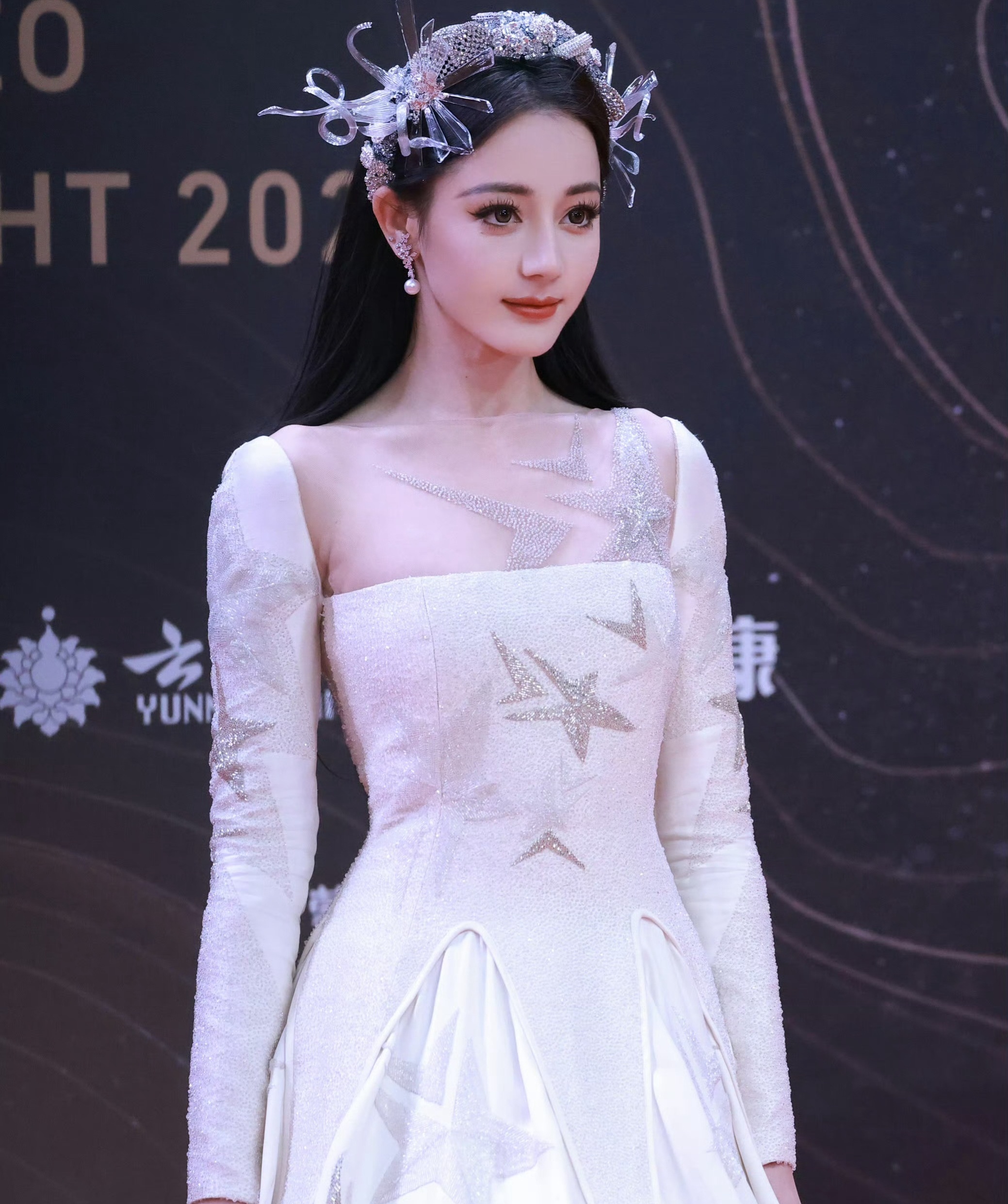 Dich Le Nhiet Ba,  Duong Tu,   Dien Hi Vi,  Duong Yen,  Tong Thien,  Trieu Lo Tu,  sao hoa ngu anh 1