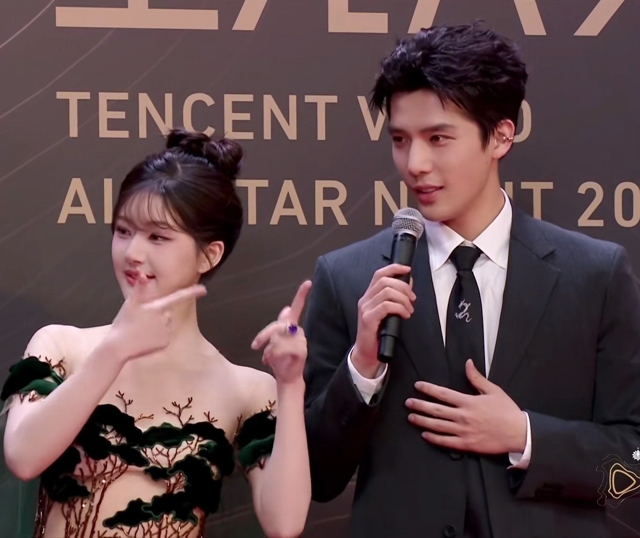 Dich Le Nhiet Ba,  Duong Tu,   Dien Hi Vi,  Duong Yen,  Tong Thien,  Trieu Lo Tu,  sao hoa ngu anh 16