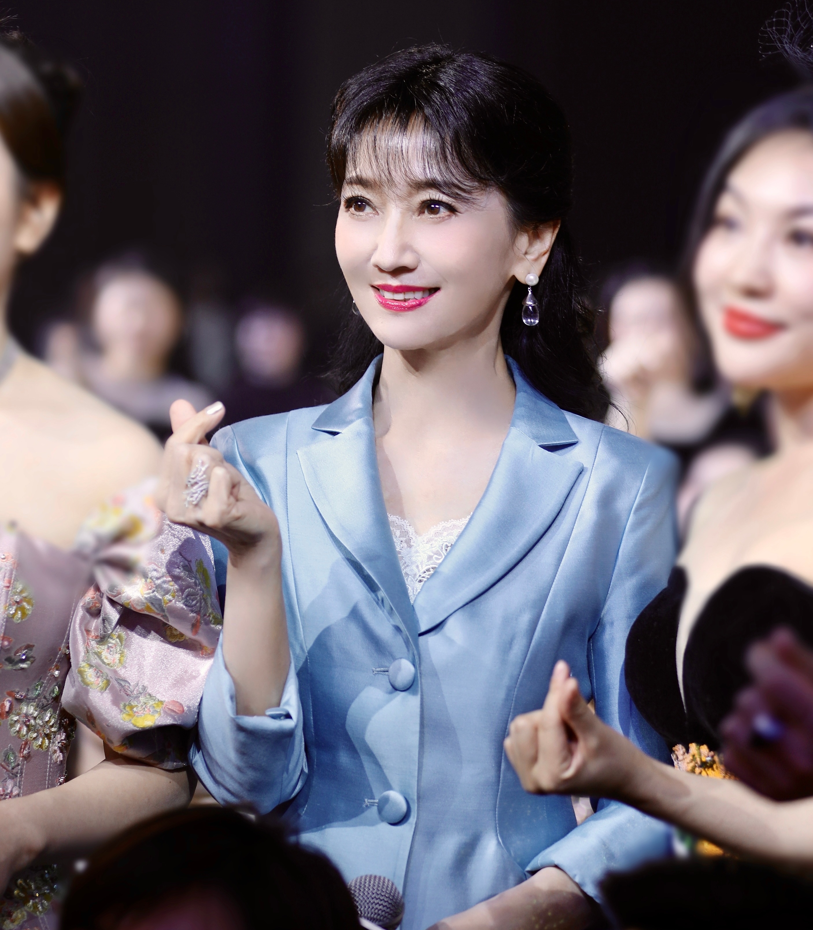 Triệu Nhã Chi, Bạch Nương Tử, Bến Thượng Hải, Sao Hoa ngữ, Phùng Trình Trình ảnh 6 Trieu Nha Chi, Bach Nuong Tu, Ben Thuong Hai, Sao Hoa ngu, Phung Trinh Trinh anh 6