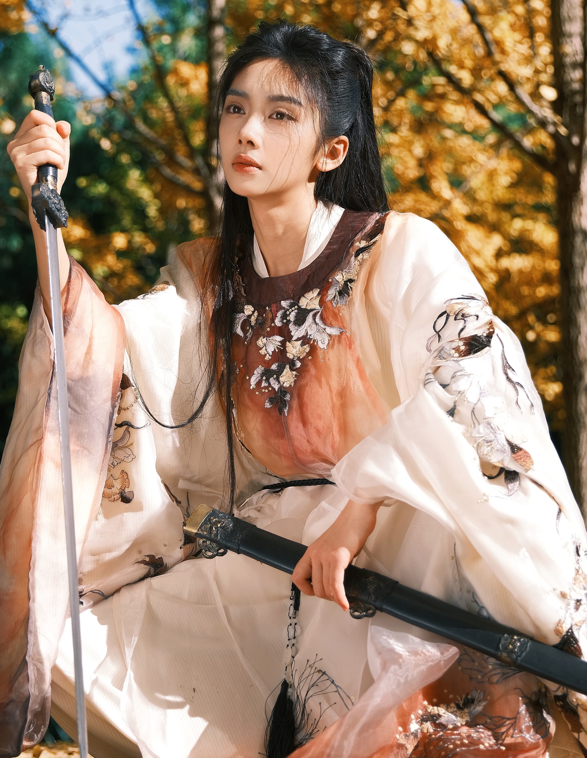 Vuong Anh Lo,  Huong Ham Chi,  Ho Lien Hinh,  Duong Mich,  Dang Vi,  La Van Hi,  sao Hoa ngu anh 8