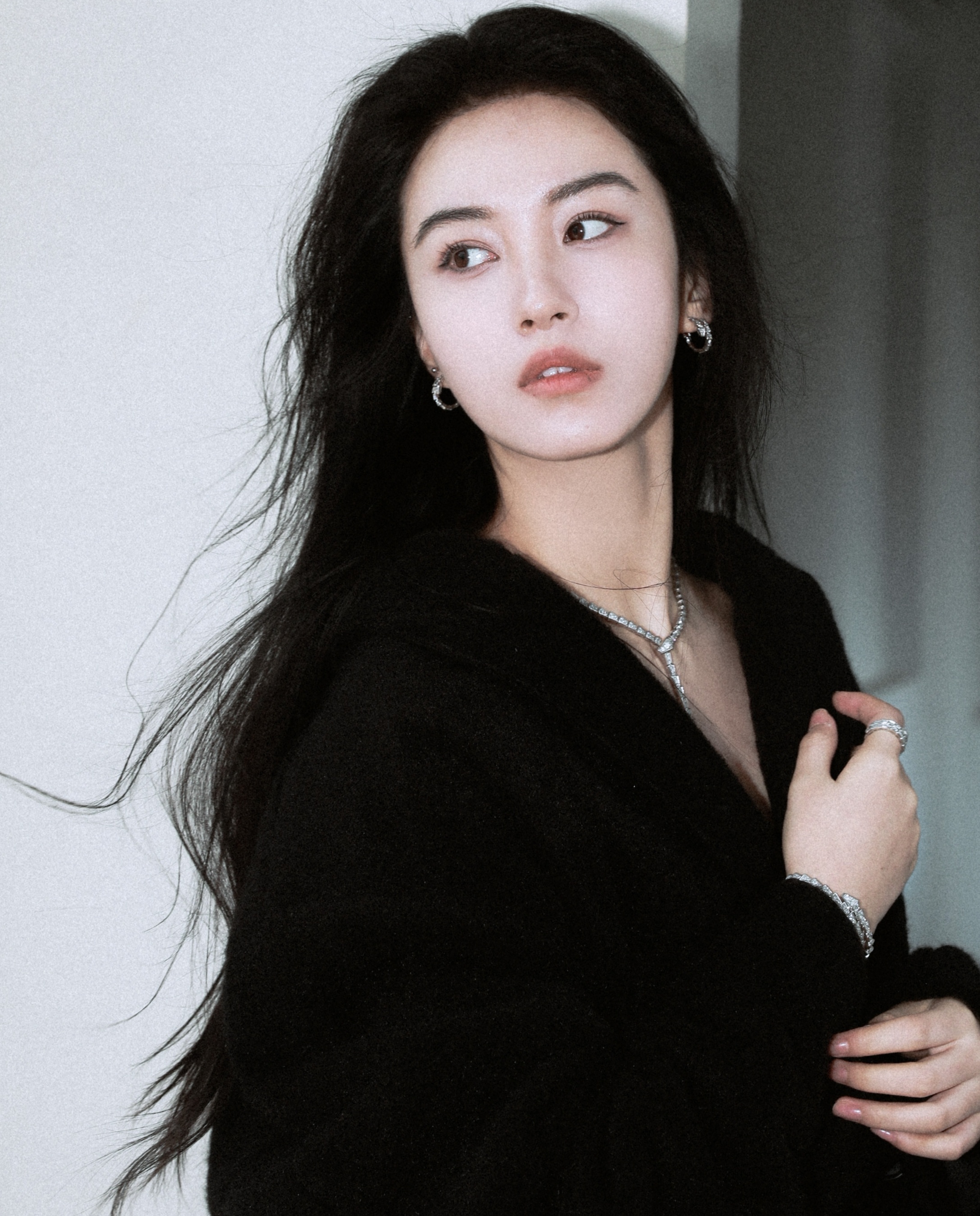 Tieu Long Nu,  Vuong Tu Thuan,  Than dieu dai hiep,  Than dieu hiep lu,  Kim Dung,  Trieu Hoa Vi,  sao Hoa ngu anh 12