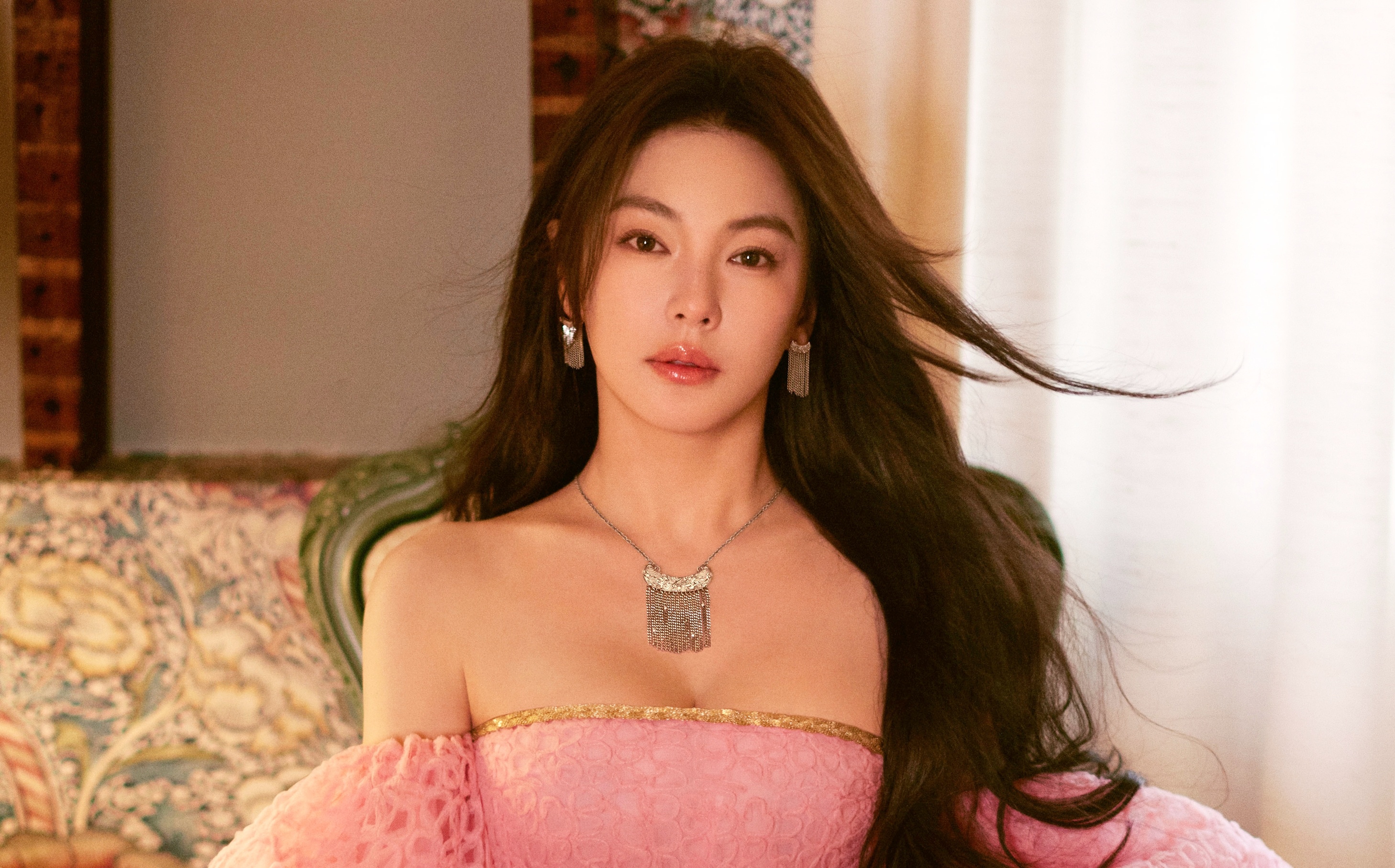 Truong Vu Ky,  Kim DUng,  Vuong Tinh,  Tuyen Lo,  Hoang Hi Ngan,  Phong Than,  sao Hoa ngu,  Tieu ngao giang ho anh 4