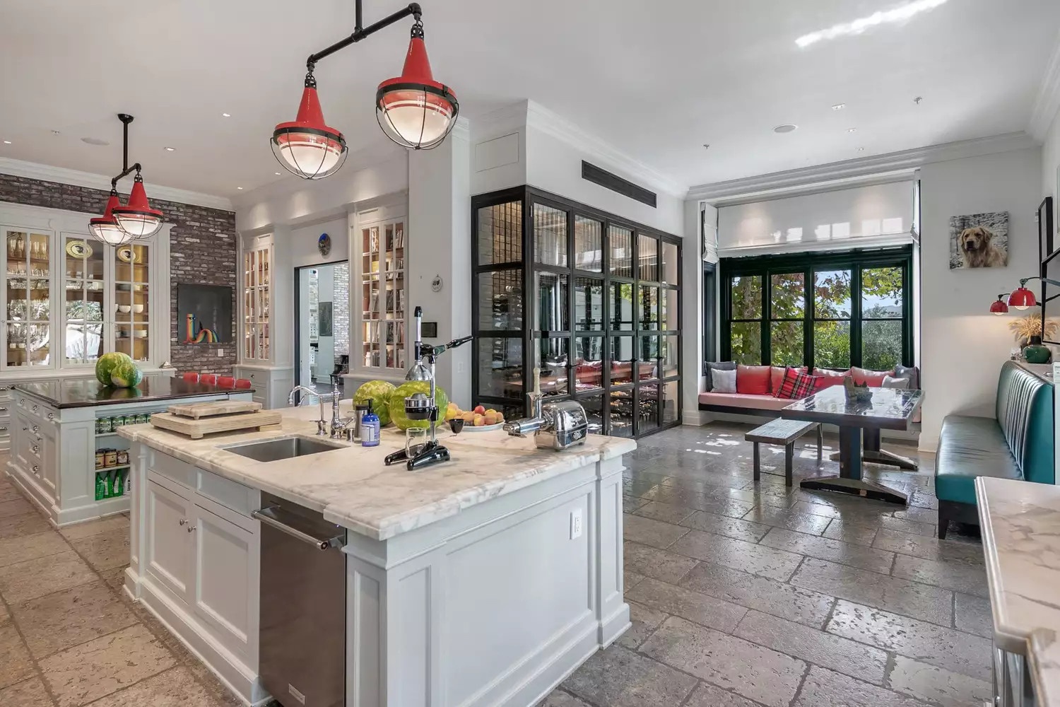 Calvin Harris,  sao Au My,  chay nha anh 4