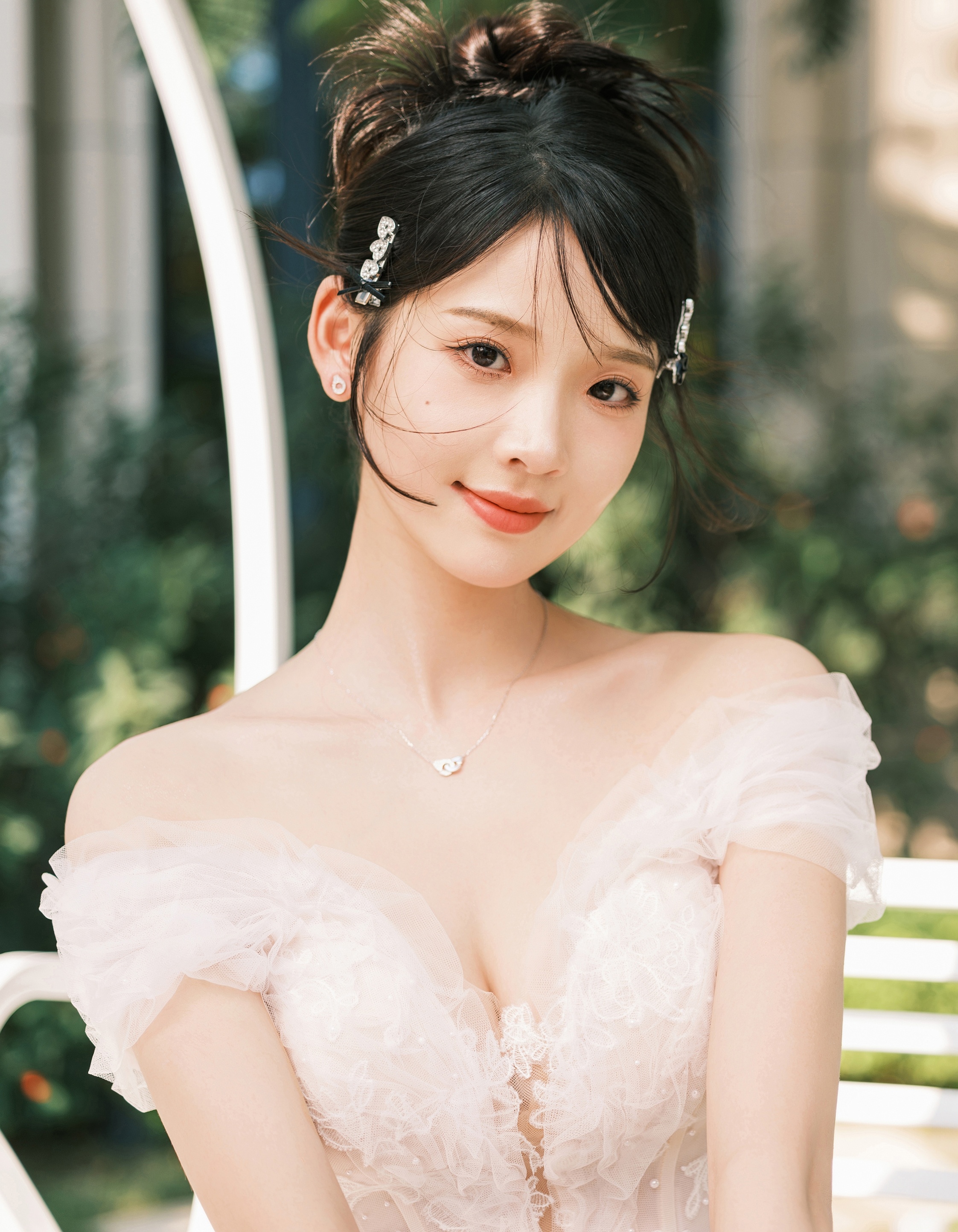 Hong Lau Mong,  Truong Mieu Di,  Quan Hieu Dong,  Sao Hoa ngu,  Bien Trinh anh 5