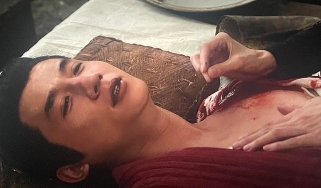 Thanh Long bi phan ung hinh anh