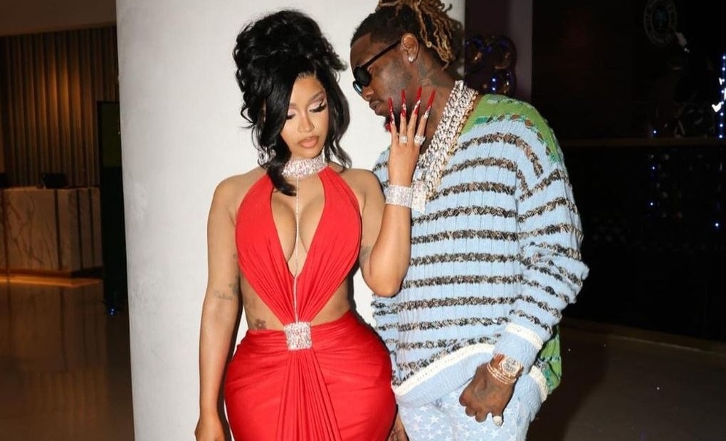 Cardi B ly hon khi dang mang thai hinh anh