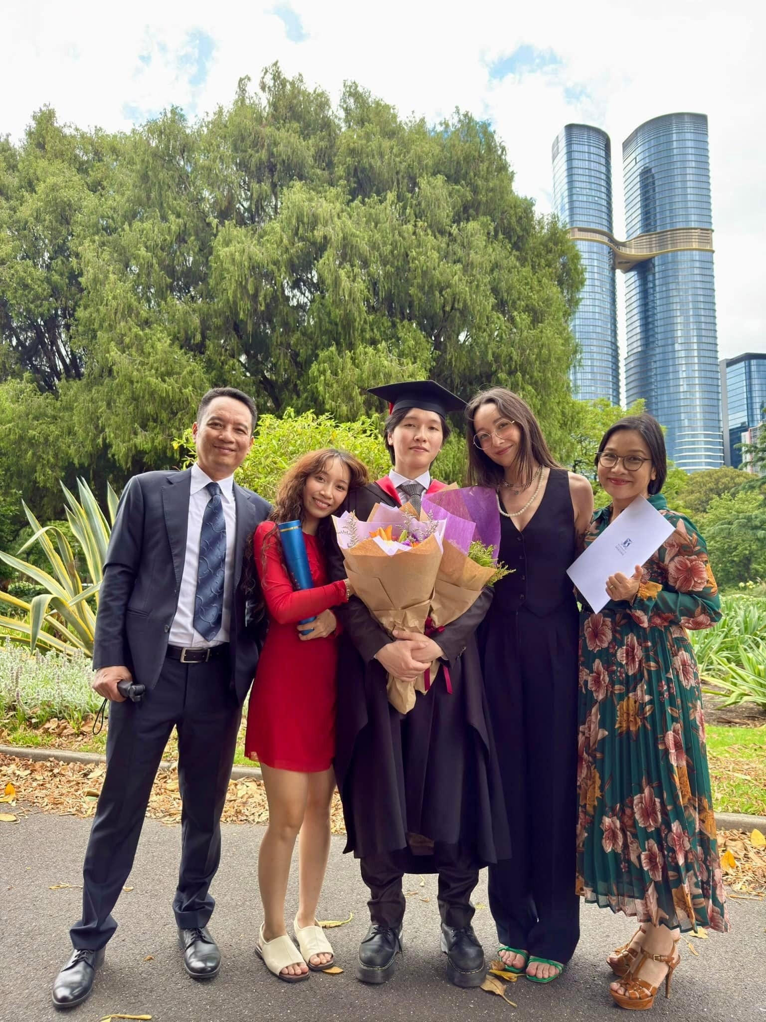 My Linh,  Chi dep,  con trai anh 1