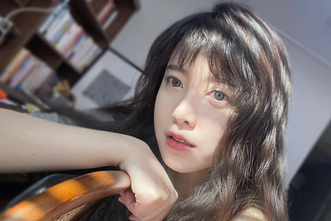 Goo Hye Sun duoc nhieu nam sinh vien kem 20 tuoi tan tinh hinh anh