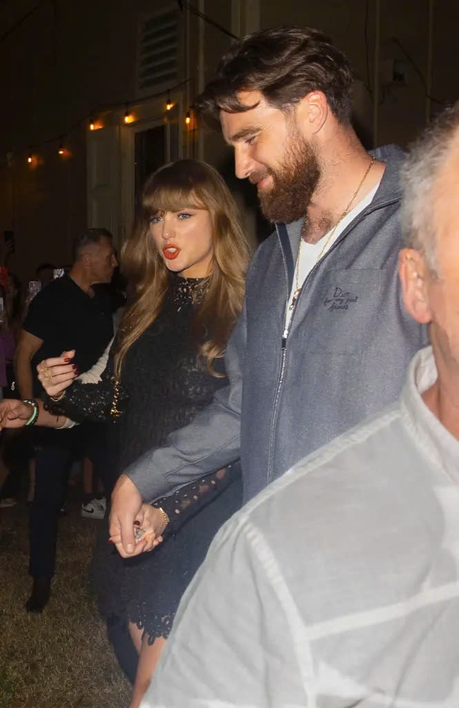 Taylor Swift và bạn trai