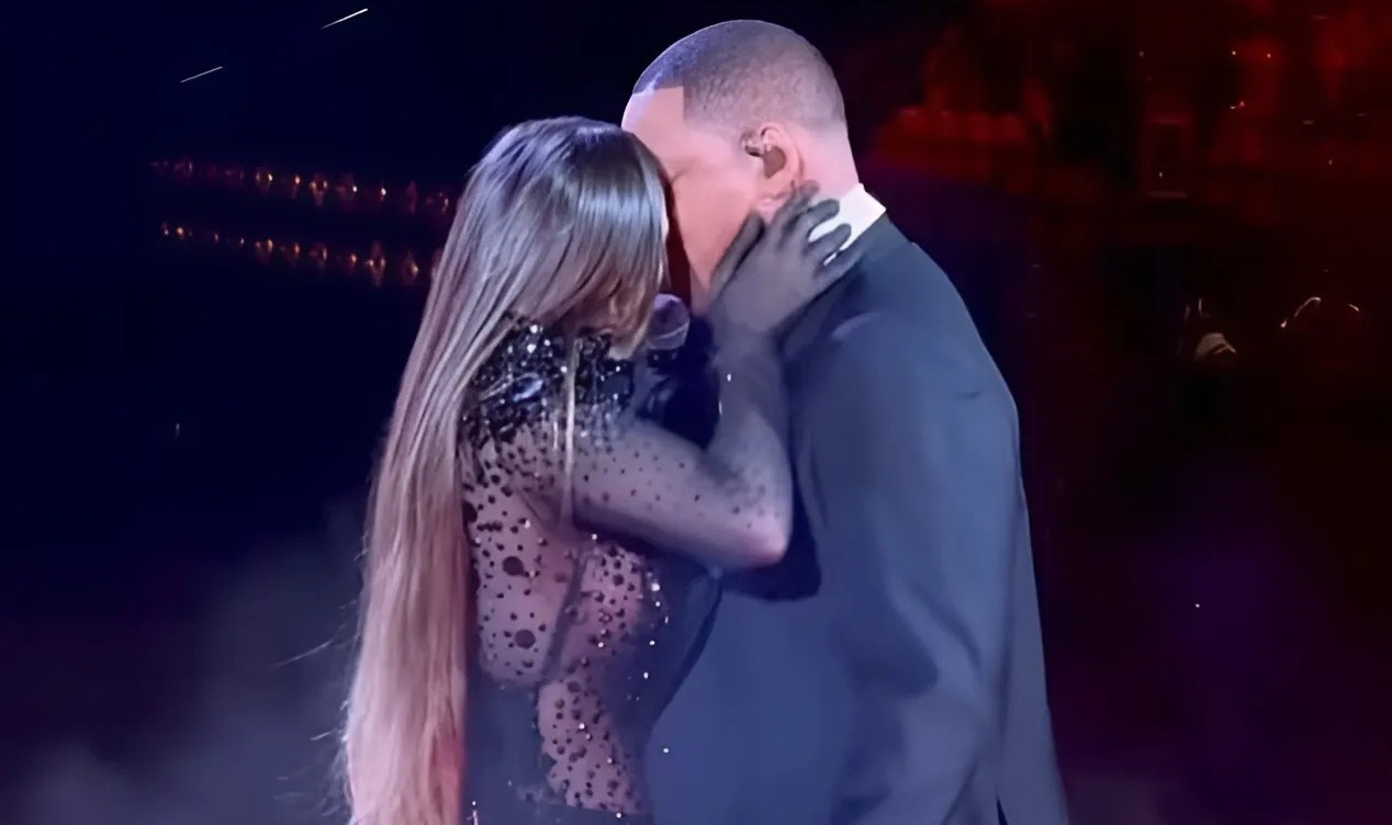 Will Smith bi 'nem da' hinh anh