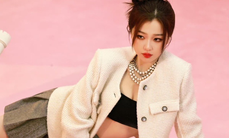 Ngu Thu Han khung hoang hinh anh