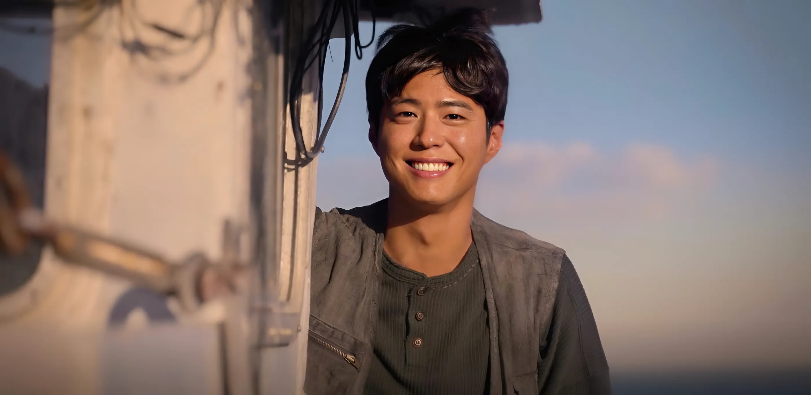 Nhan vat gay tiec nuoi trong 'Khi cuoc doi cho ban qua quyt' hinh anh