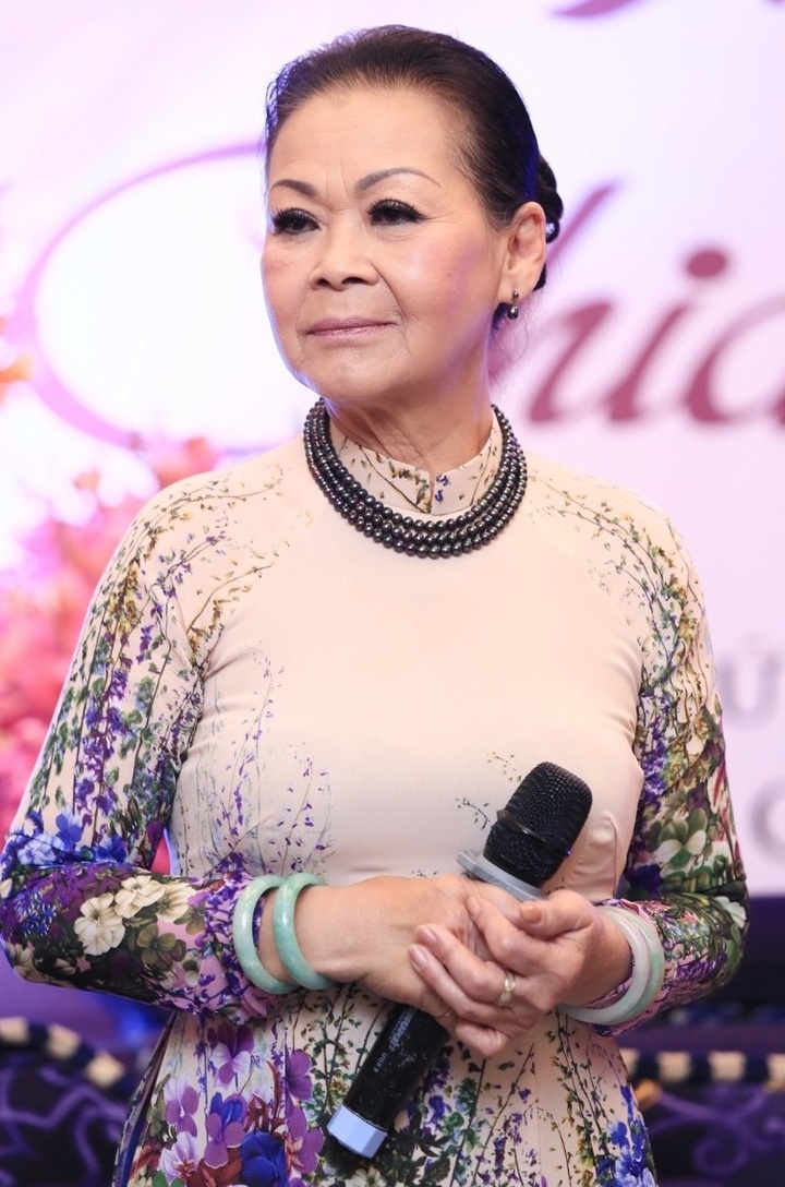 Khanh Ly,  sao Viet,  dot quy anh 2