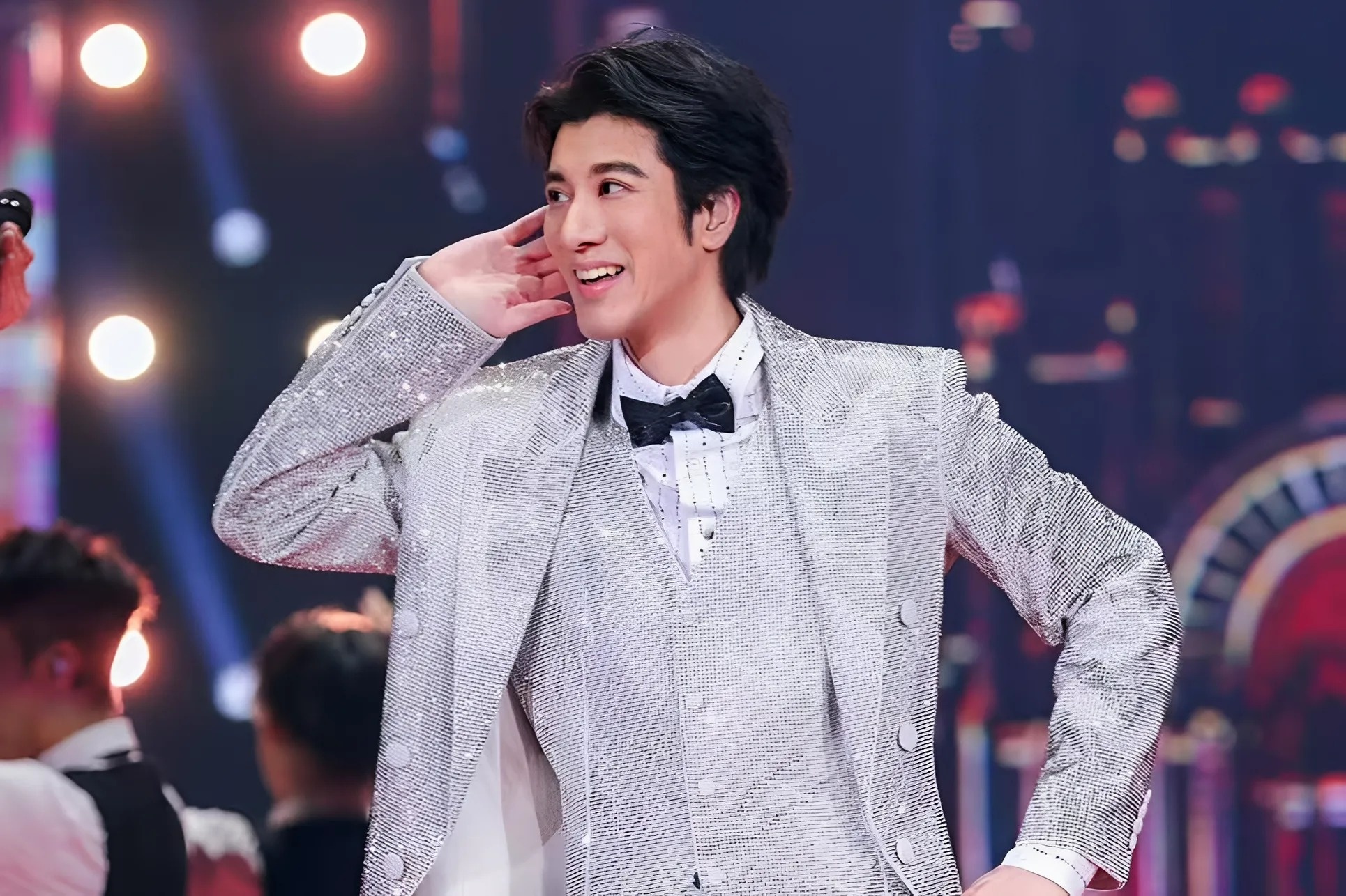 Vuong Luc Hoanh gay buc xuc hinh anh