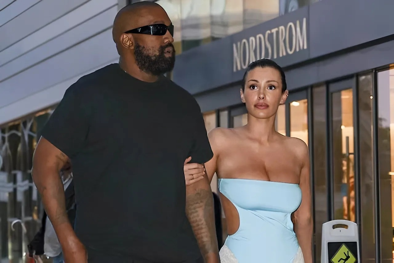 Bianca Censori cung ran voi Kanye West hinh anh