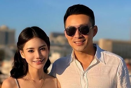 Biet thu tan hon cua Uong Tieu Phi va vo hinh anh